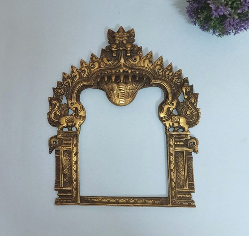 Yali lion prabhavali wall - yali,